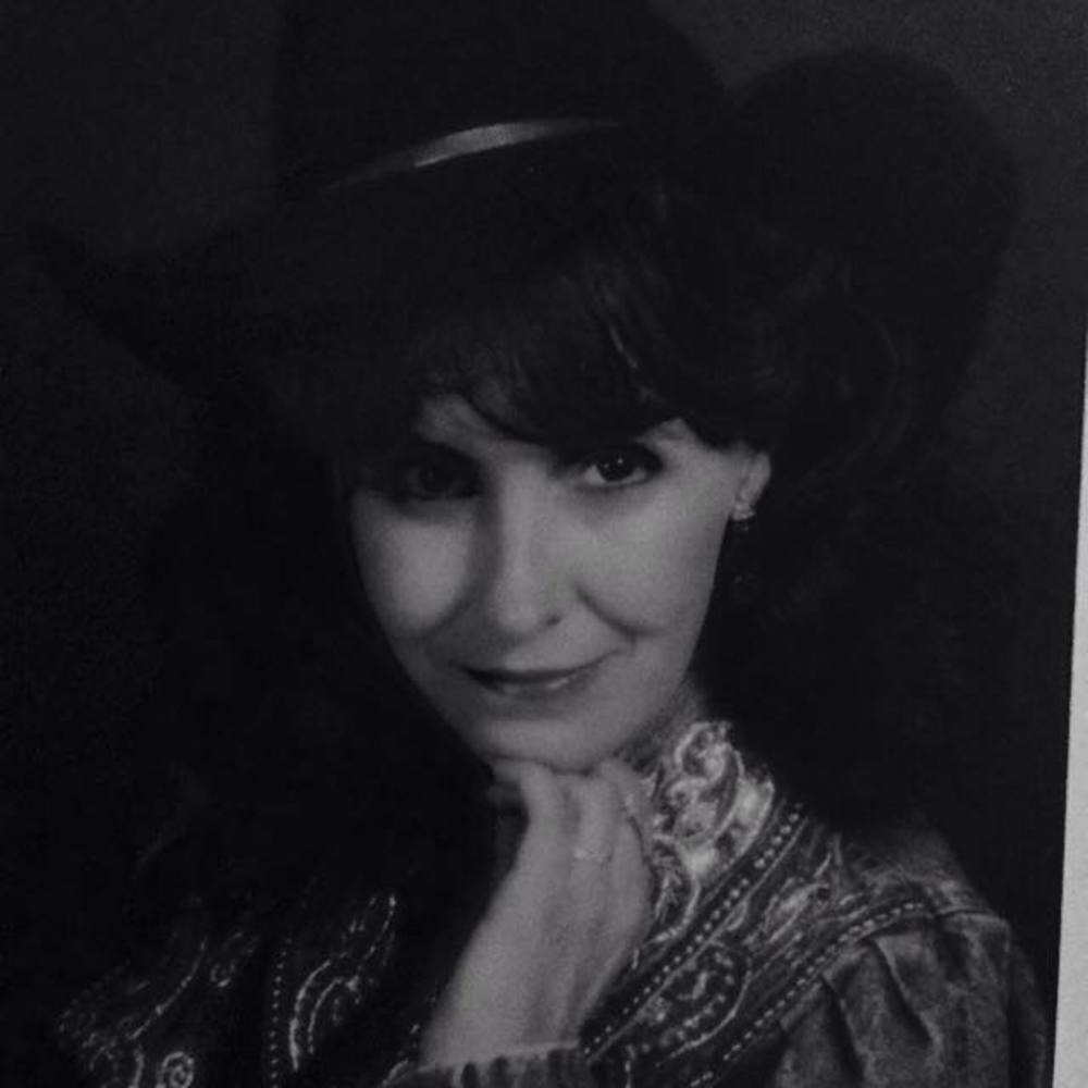 Meet your Posher, Gail